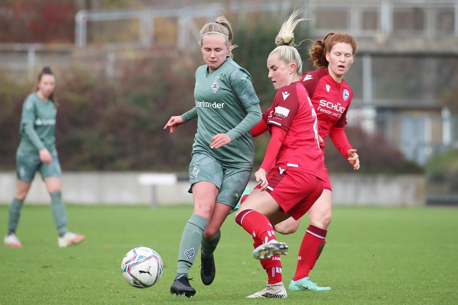 Borussia Mönchengladbach vs. DSC Arminia Bielefeld (2021/22)_17