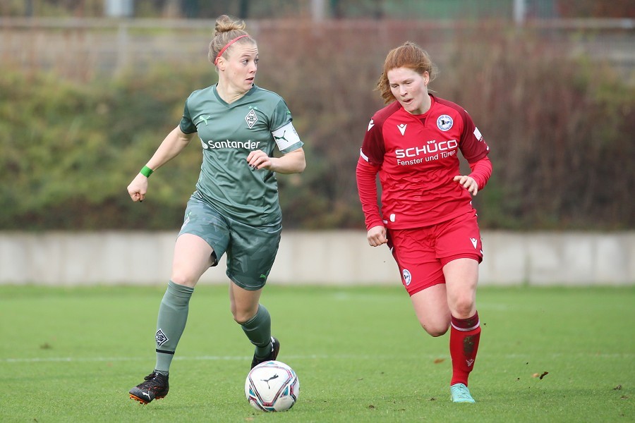 Borussia Mönchengladbach vs. DSC Arminia Bielefeld (2021/22)_23