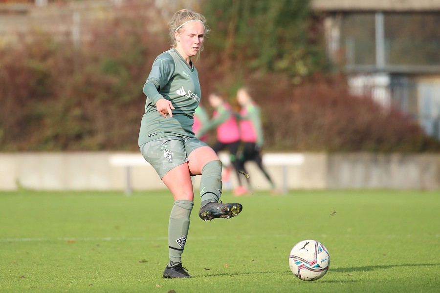 Borussia Mönchengladbach vs. DSC Arminia Bielefeld (2021/22)_29
