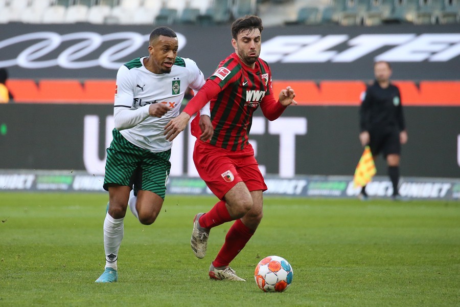 Borussia Mönchengladbach vs. FC Augsburg (2021/22)_26