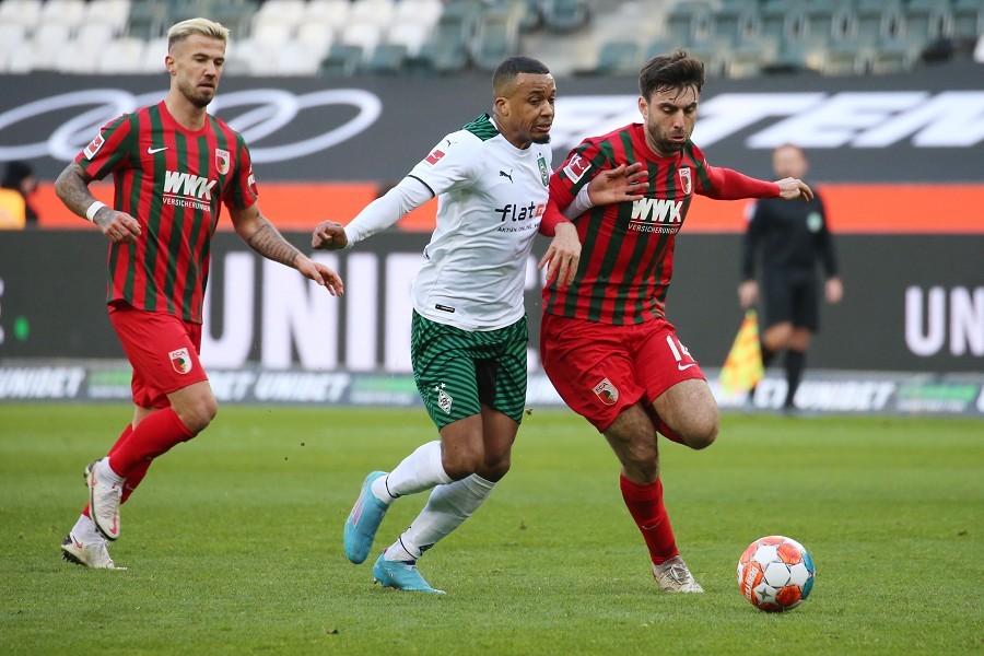 Borussia Mönchengladbach vs. FC Augsburg (2021/22)_27