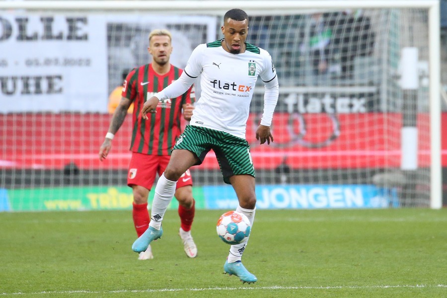 Borussia Mönchengladbach vs. FC Augsburg (2021/22)_51