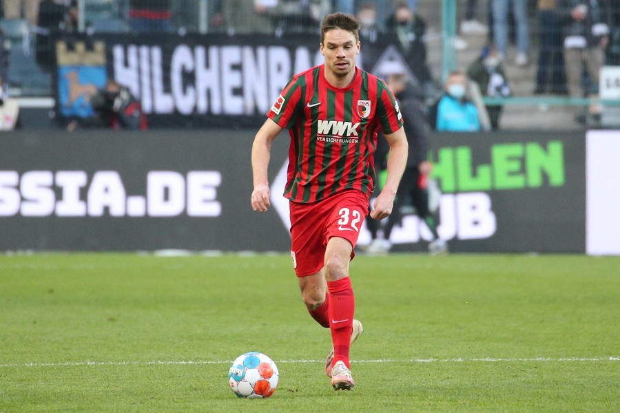 Borussia Mönchengladbach vs. FC Augsburg (2021/22)_54
