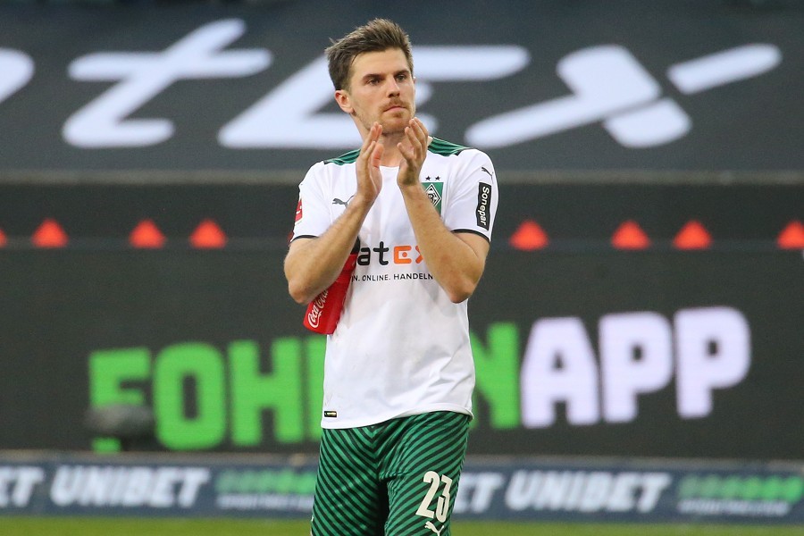 Borussia Mönchengladbach vs. FC Augsburg (2021/22)_67