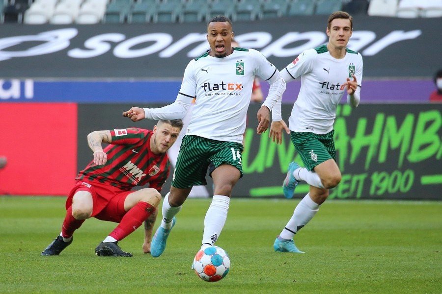 Borussia Mönchengladbach vs. FC Augsburg (2021/22)_7