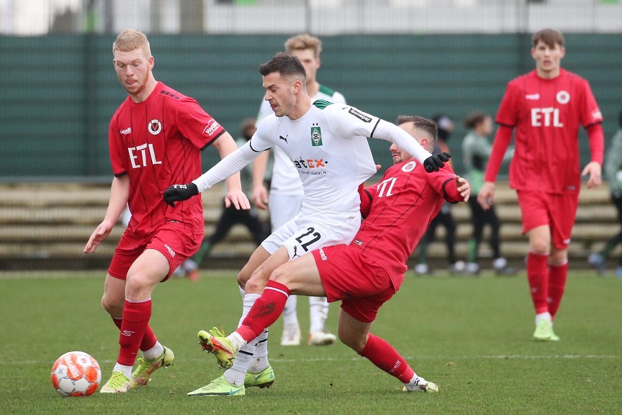 Borussia Mönchengladbach vs. FC Viktoria Köln (2021/22)_11
