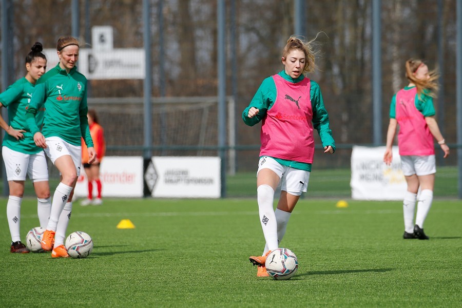 Borussia Mönchengladbach vs. FSV Gütersloh (2020/21)_6