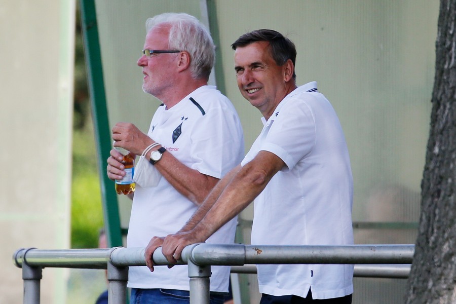 Borussia Mönchengladbach vs. FV Mönchengladbach (2021/22)_9