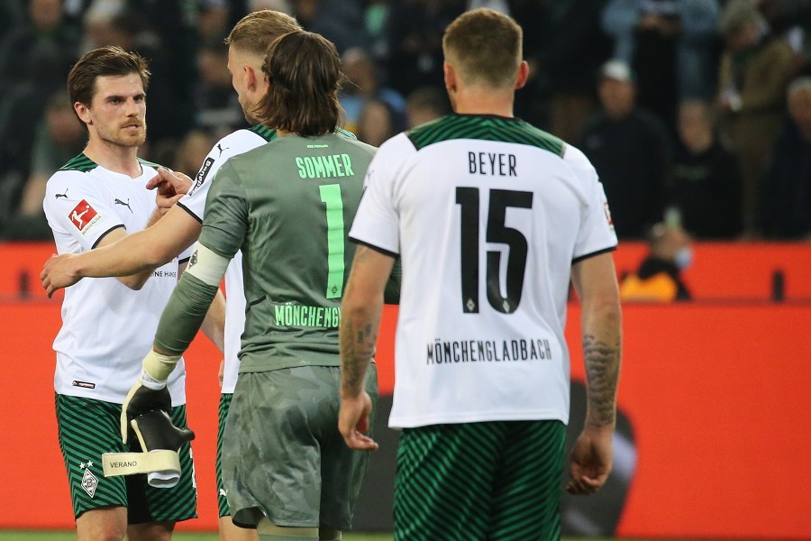 Borussia Mönchengladbach vs. RB Leipzig (2021/22)_13