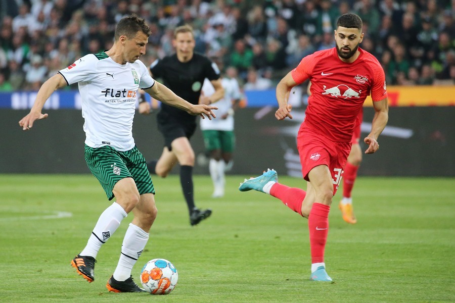 Borussia Mönchengladbach vs. RB Leipzig (2021/22)_13