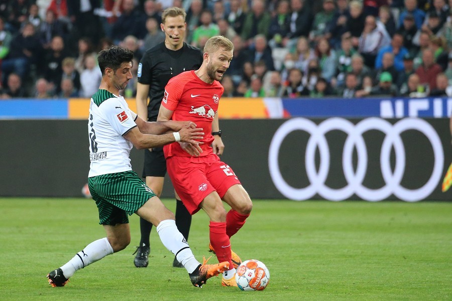 Borussia Mönchengladbach vs. RB Leipzig (2021/22)_14