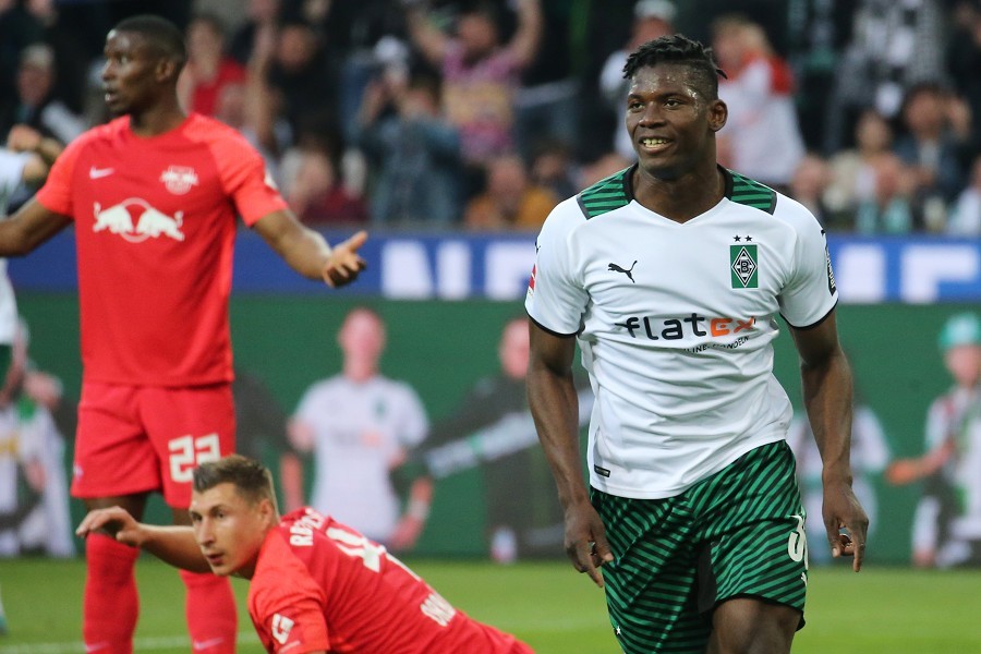 Borussia Mönchengladbach vs. RB Leipzig (2021/22)_15
