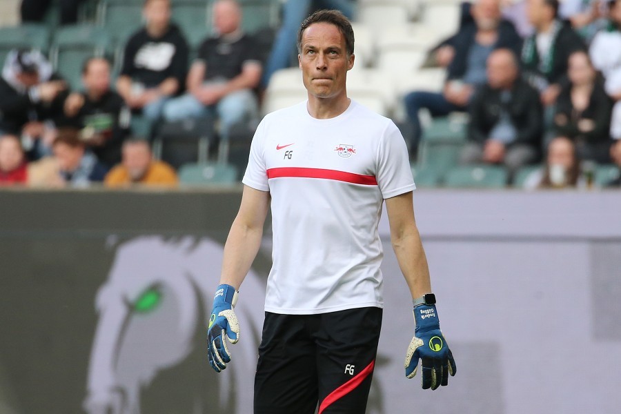 Borussia Mönchengladbach vs. RB Leipzig (2021/22)_3