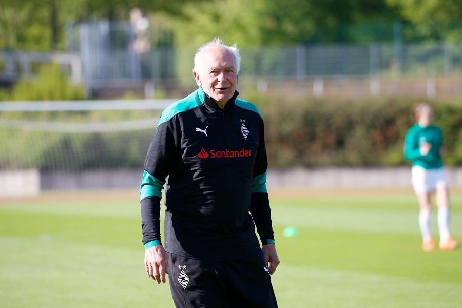 Borussia Mönchengladbach vs. SpVg Berghofen (2020/21)_4