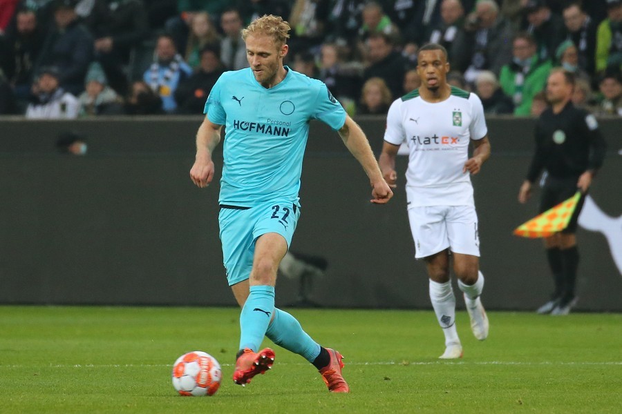Borussia Mönchengladbach vs. SpVgg Greuther Fürth (2021/22)_12