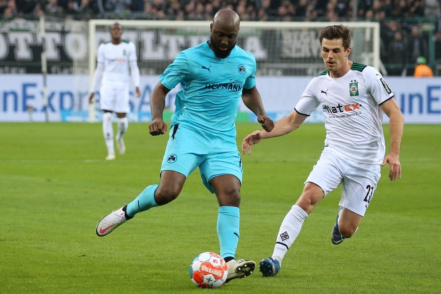 Borussia Mönchengladbach vs. SpVgg Greuther Fürth (2021/22)_22