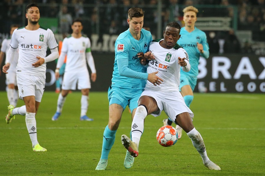 Borussia Mönchengladbach vs. SpVgg Greuther Fürth (2021/22)_48