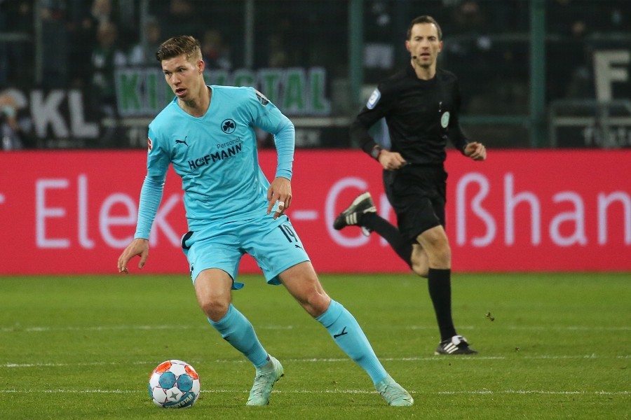 Borussia Mönchengladbach vs. SpVgg Greuther Fürth (2021/22)_54