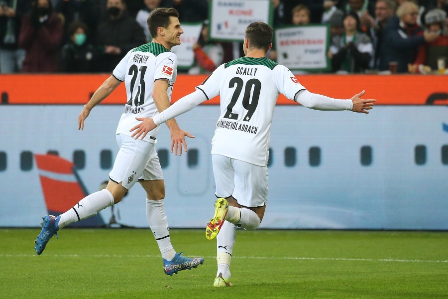 Borussia Mönchengladbach vs. SpVgg Greuther Fürth (2021/22)_6