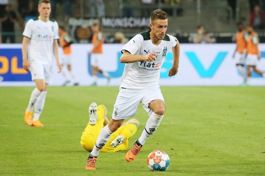 Borussia Mönchengladbach vs. Ukraine (2021/22)_29