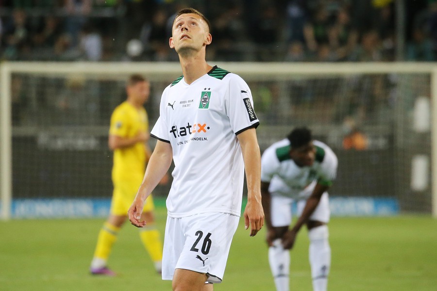 Borussia Mönchengladbach vs. Ukraine (2021/22)_38