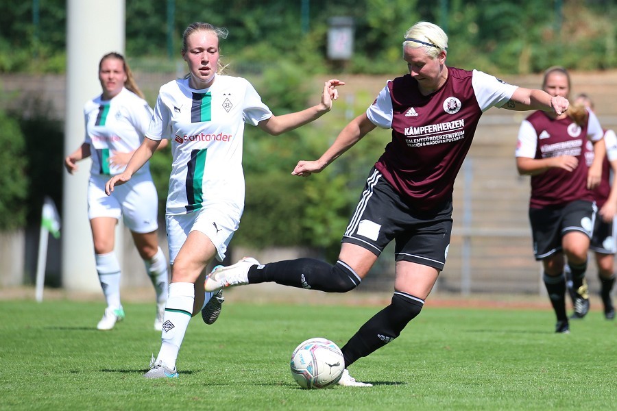 Borussia Mönchengladbach vs. VfR Warbeyen (2022/23)_25