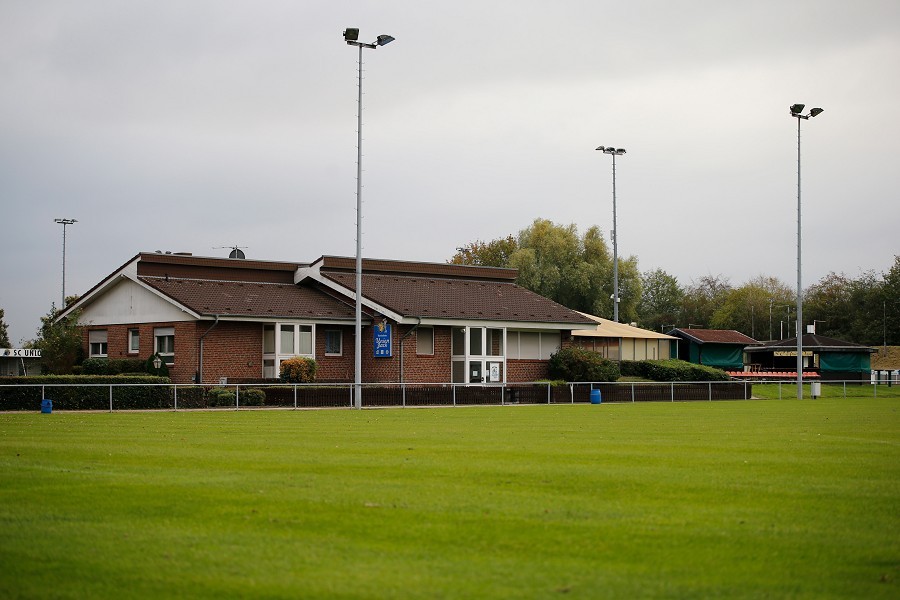 Christian-Rötzel-Kampfbahn (15.10.2020)_4