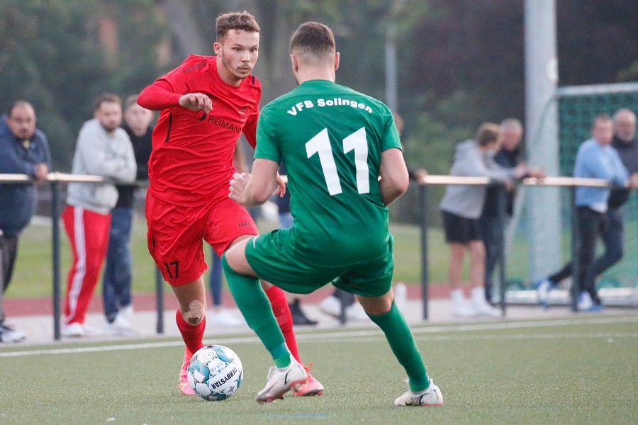 DJK/VfL Giesenkirchen vs. VfB Solingen (2021/22)_19
