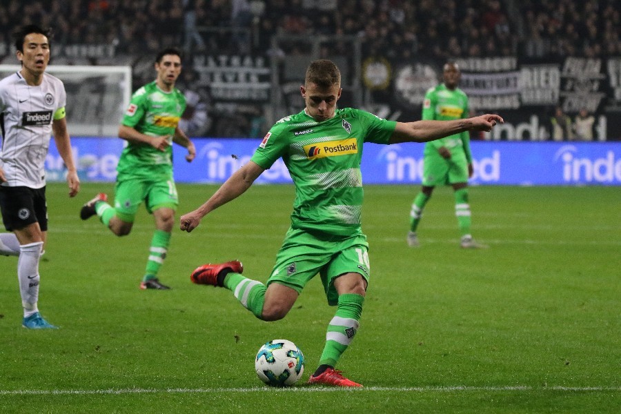 Eintracht Frankfurt- Borussia Mönchengladbach (2017/18)_2