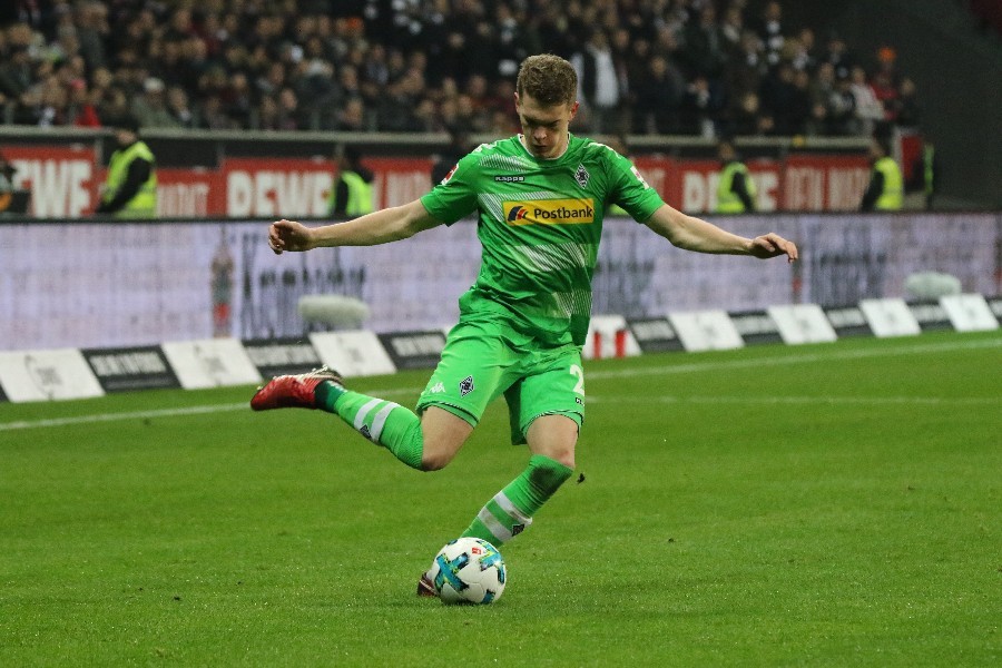 Eintracht Frankfurt- Borussia Mönchengladbach (2017/18)_6