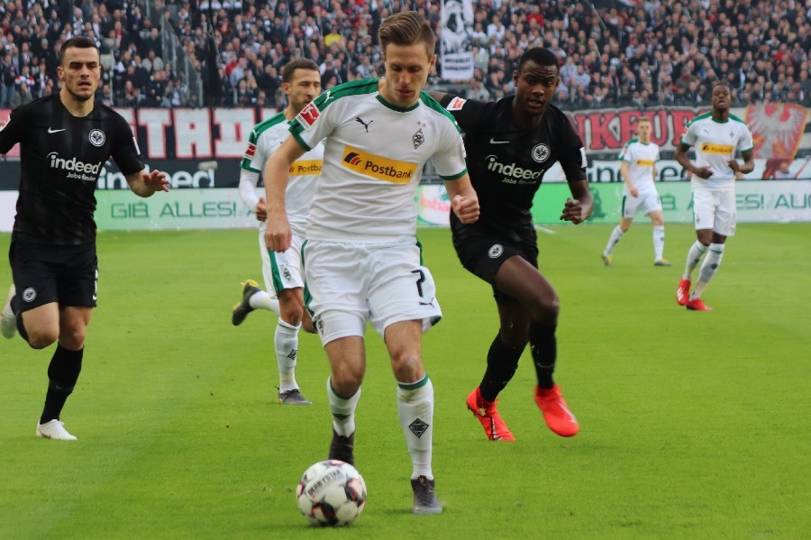 Eintracht Frankfurt- Borussia Mönchengladbach (2018/19)_10