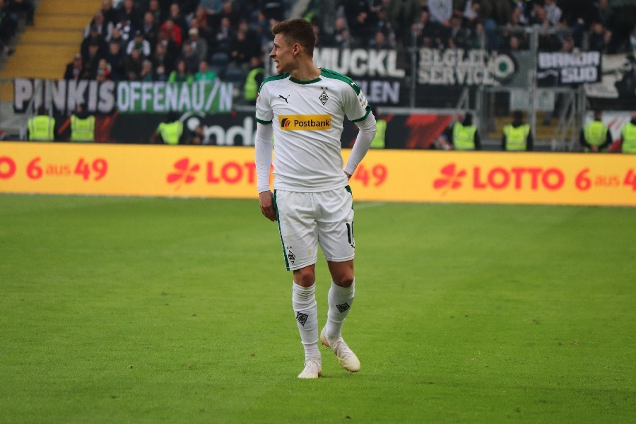 Eintracht Frankfurt- Borussia Mönchengladbach (2018/19)_44