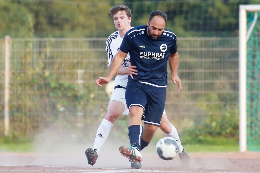 FC Eintracht Güdderath vs. DJK/VfL Giesenkirchen (2021/22)_19