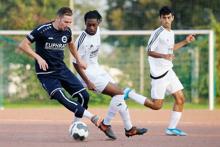 FC Eintracht Güdderath vs. DJK/VfL Giesenkirchen (2021/22)_1