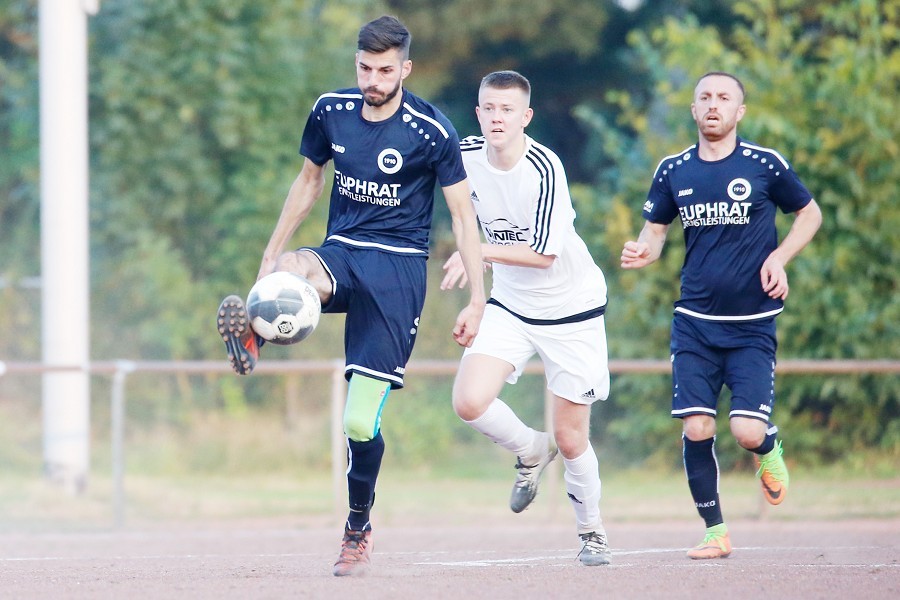FC Eintracht Güdderath vs. DJK/VfL Giesenkirchen (2021/22)_25