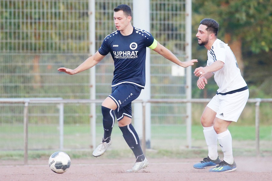 FC Eintracht Güdderath vs. DJK/VfL Giesenkirchen (2021/22)_32