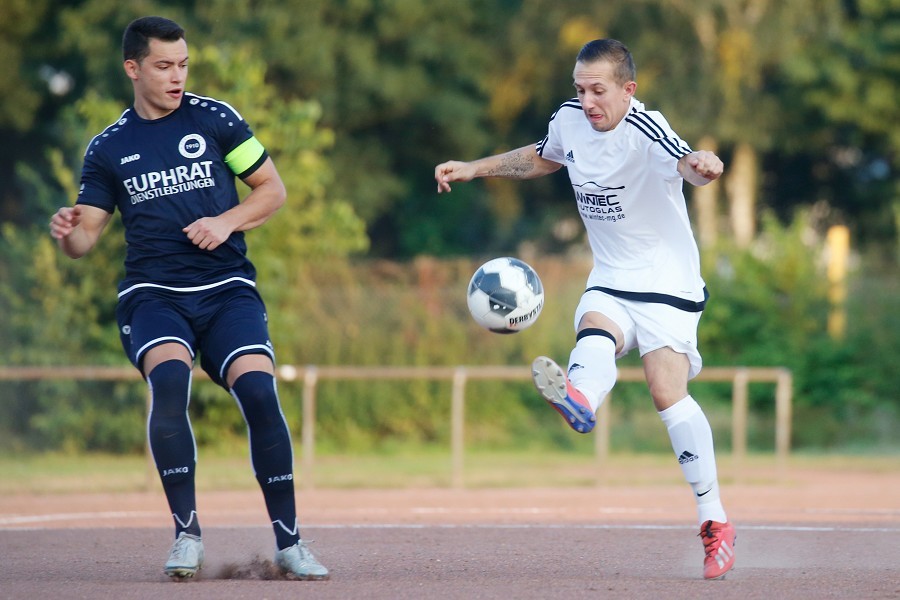 FC Eintracht Güdderath vs. DJK/VfL Giesenkirchen (2021/22)_3