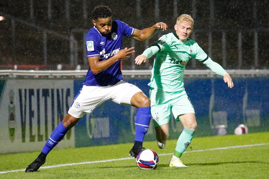 FC Schalke 04 U23 vs. Borussia Mönchengladbach U23 (2020/21)_24