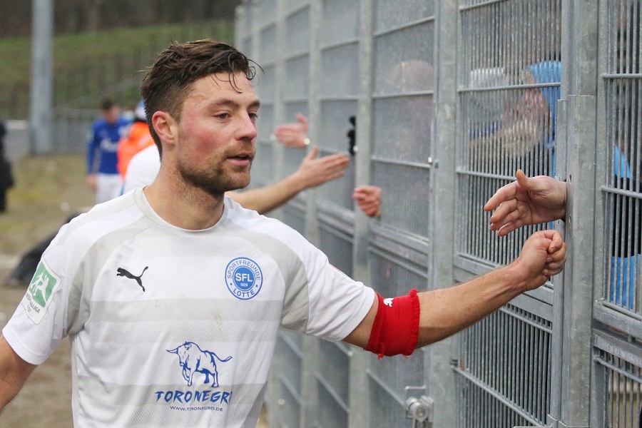 FC Schalke 04 U23 vs. SF Lotte (2021/22)_9