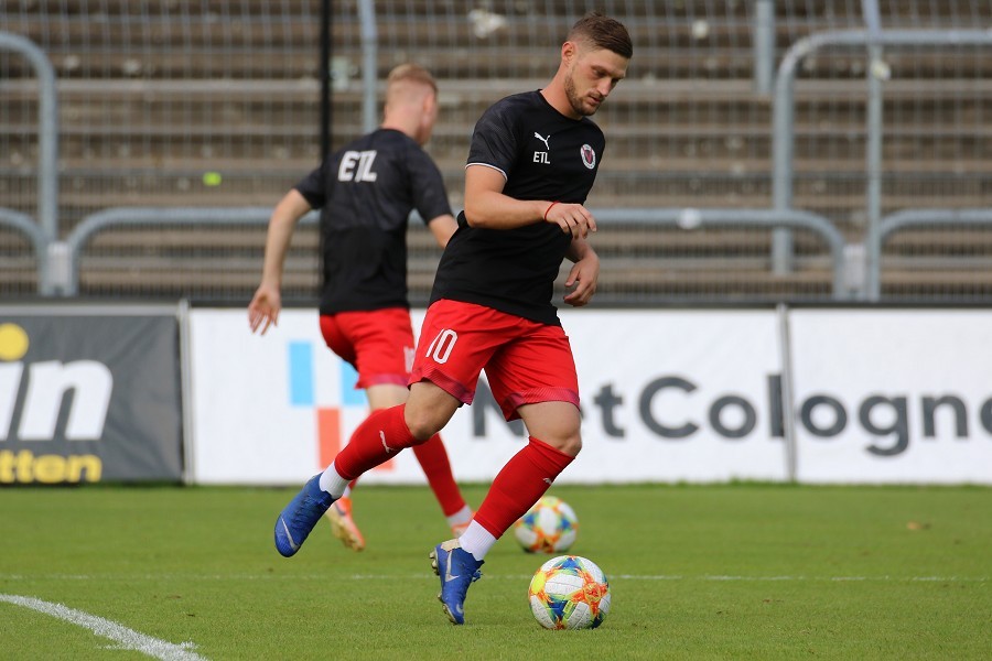 FC Viktoria Köln- Hallescher FC (2019/20)_1