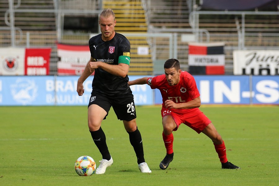 FC Viktoria Köln- Hallescher FC (2019/20)_20