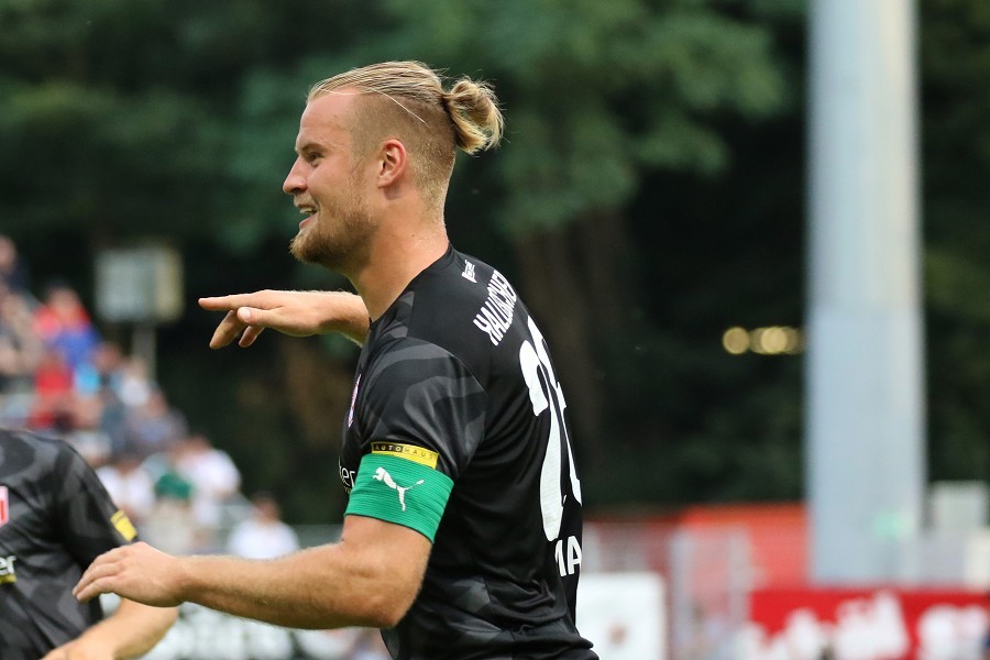 FC Viktoria Köln- Hallescher FC (2019/20)_25