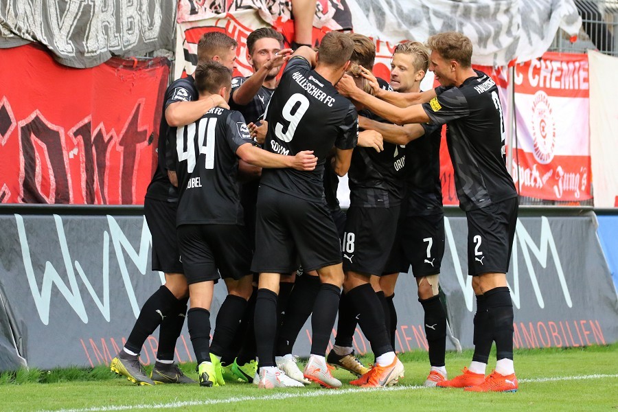 FC Viktoria Köln- Hallescher FC (2019/20)_26
