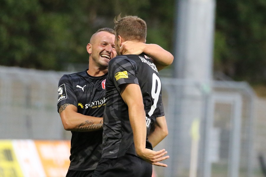 FC Viktoria Köln- Hallescher FC (2019/20)_35