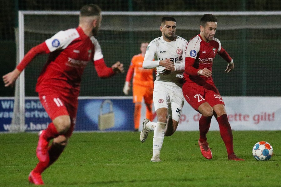 FC Wegberg-Beeck vs. RW Essen (2021/22)_34