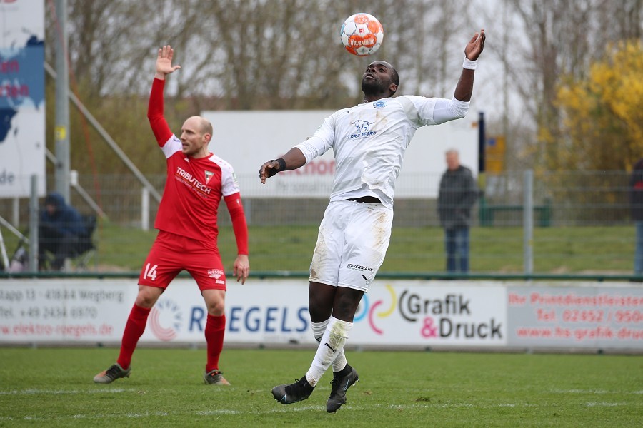 FC Wegberg-Beeck vs. Sportfreunde Lotte (2021/22)_24