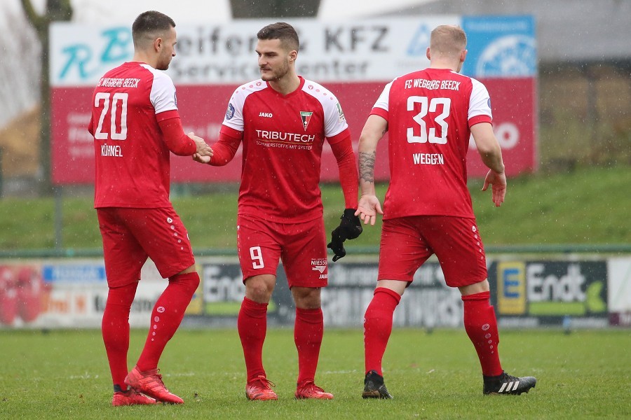 FC Wegberg-Beeck vs. Wuppertaler SV (2021/22)_1