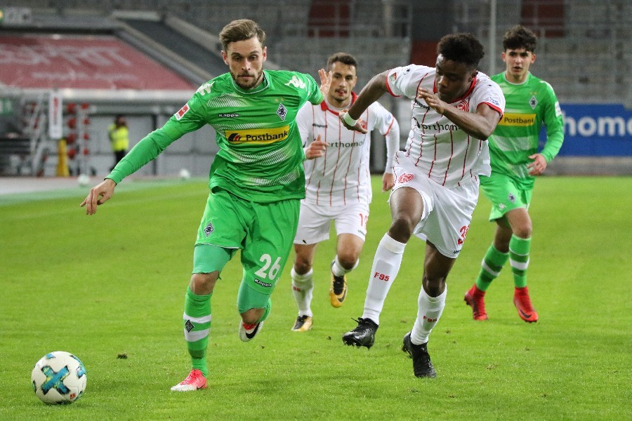 Fortuna Düsseldorf- Borussia Mönchengladbach (2017/18)_13