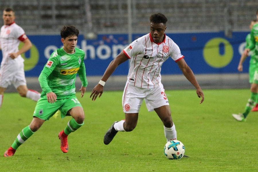 Fortuna Düsseldorf- Borussia Mönchengladbach (2017/18)_18