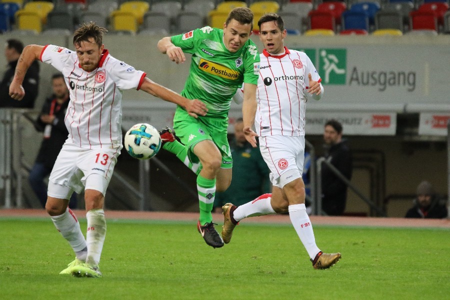 Fortuna Düsseldorf- Borussia Mönchengladbach (2017/18)_22